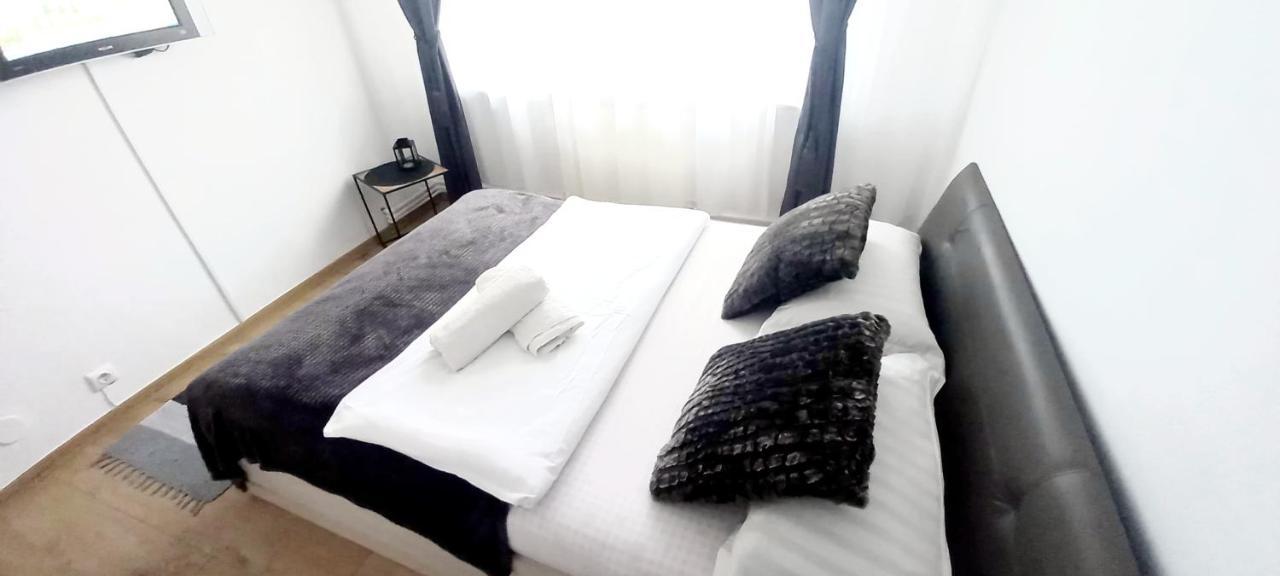 33 Coquette Apartment บายามาเร ภายนอก รูปภาพ