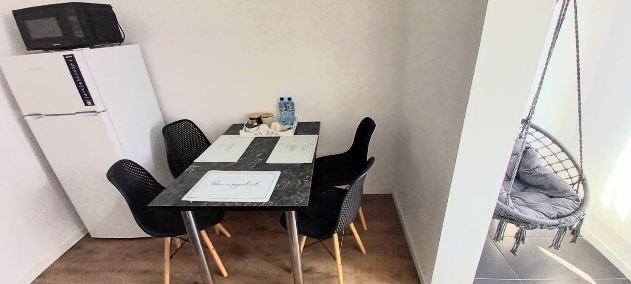 33 Coquette Apartment บายามาเร ภายนอก รูปภาพ
